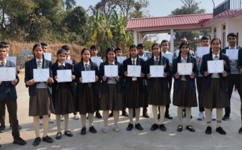 snps bhareri top students (2)